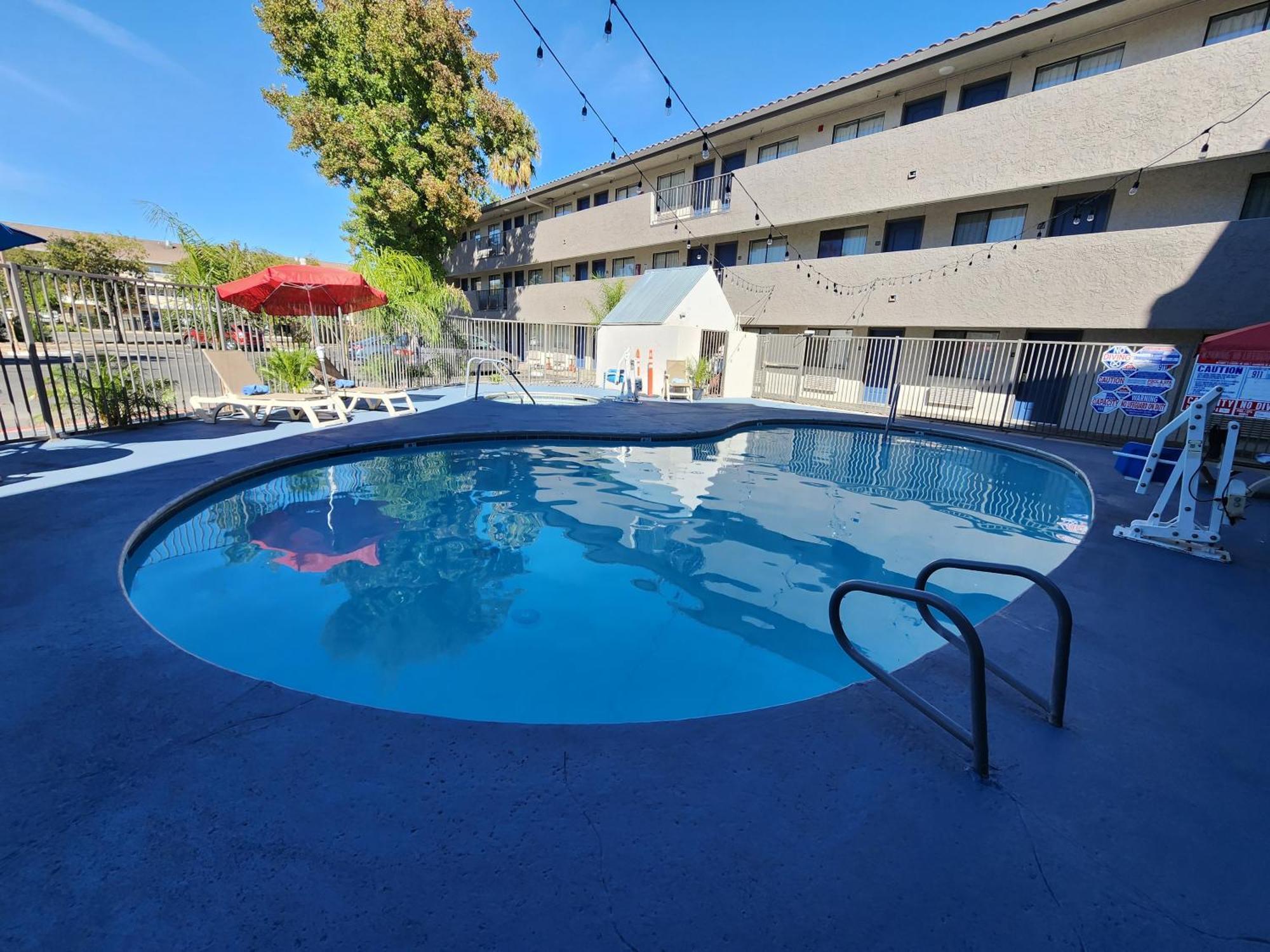 Hotel 6 Sacramento, Ca Natomas