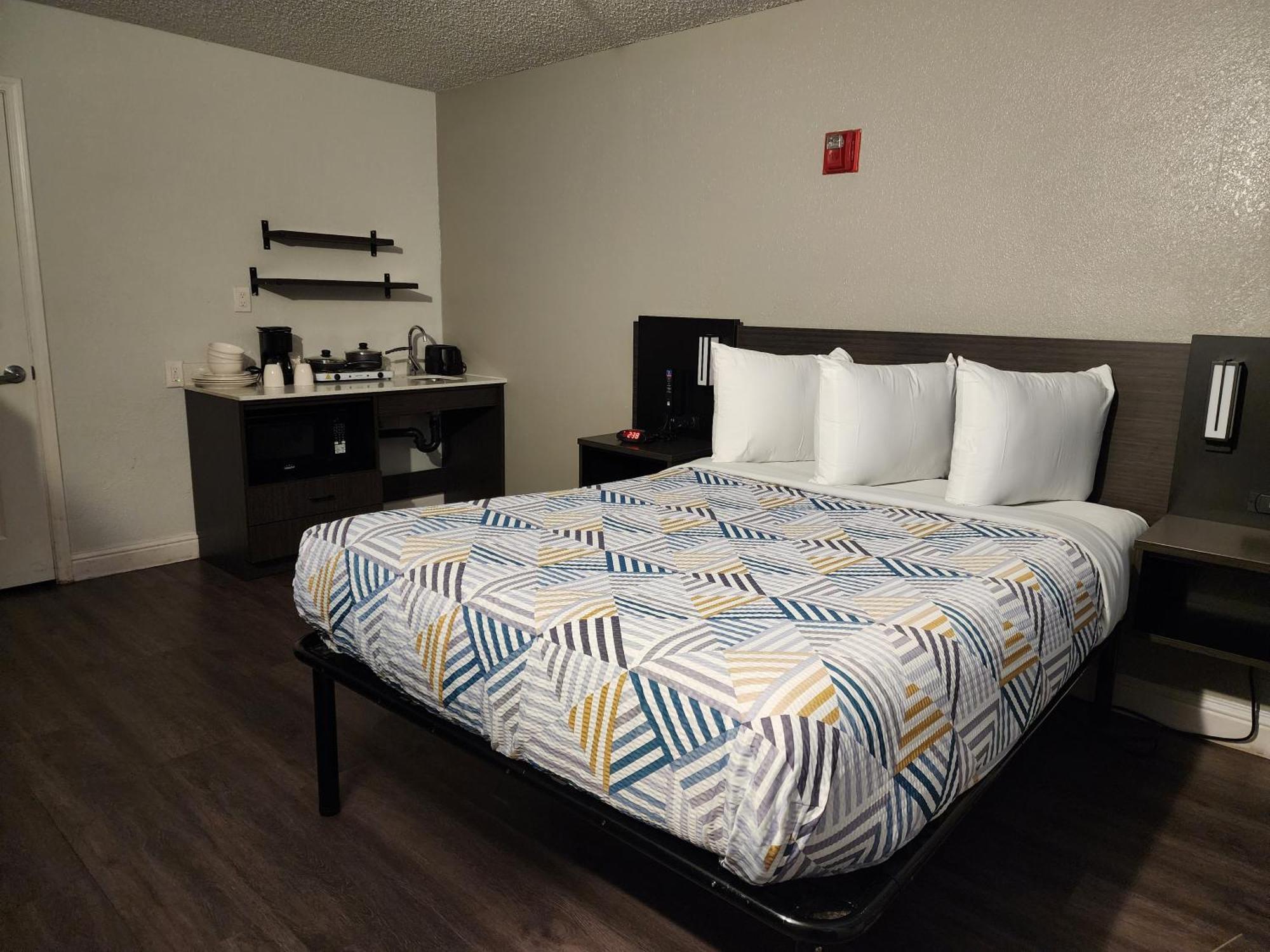6 Sacramento, Ca Natomas